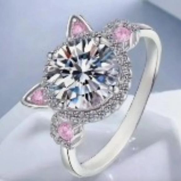 Pink Rhinestone Cat-Shaped Ring - Cute Alloy Fashion Accessory for Women size 8 - Picture 4 of 8
